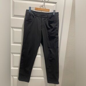 Lululemon ABC classic fit 5 pocket men pant 33